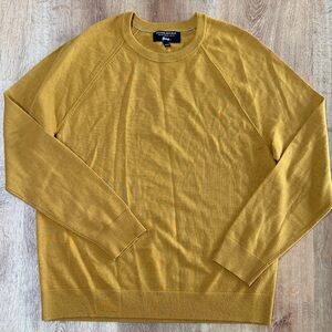 banana republic Men's Mustard Sweater